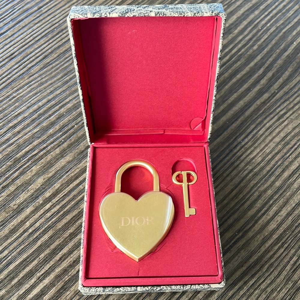Dior Padlock & Cadena Key Limited Edition 2023 New in Box
